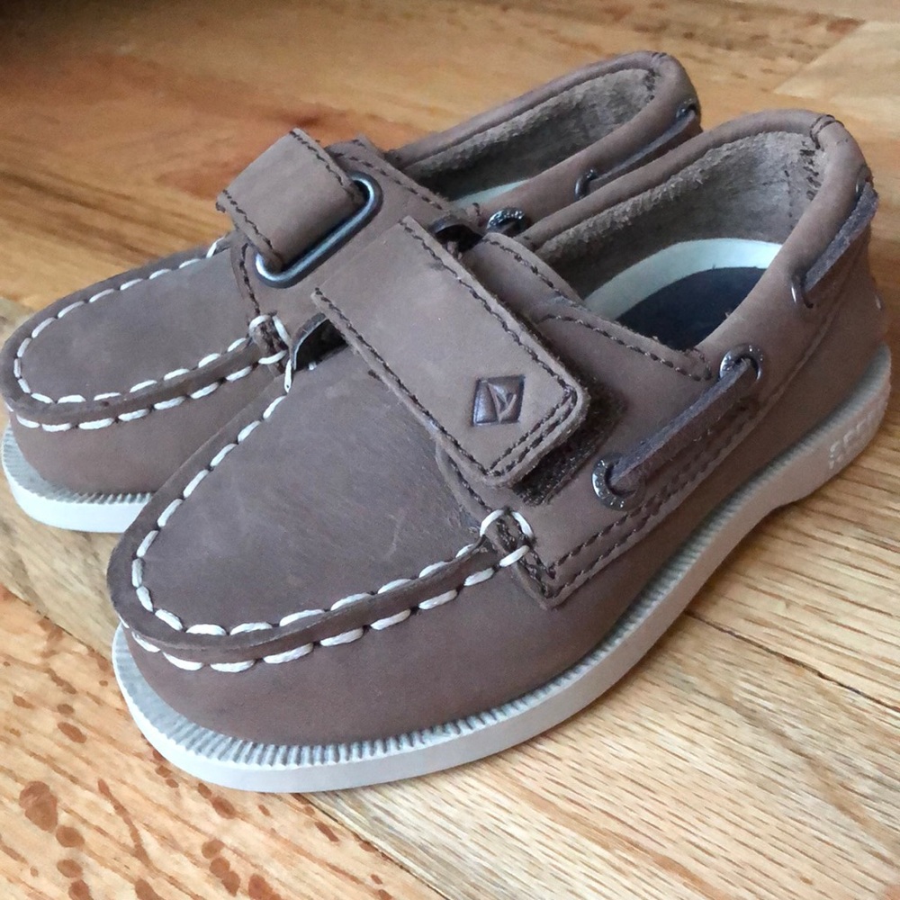 NWOT toddler boy Sperry boat shoes